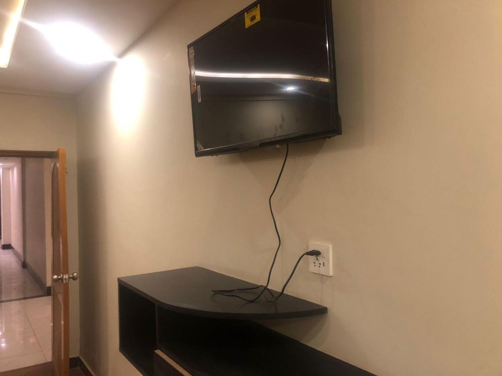Al Buraq Hotel Islamabad Zewnętrze zdjęcie